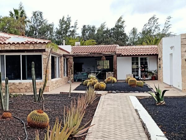 8-bedroom freehold villa in Pájara — photo 2 of 5