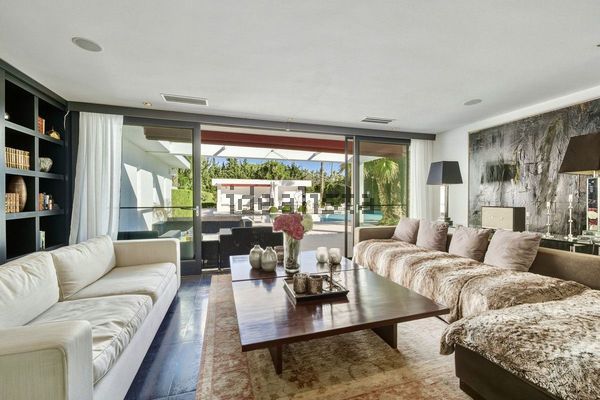 6-bedroom freehold villa in Marbella — photo 2 of 5