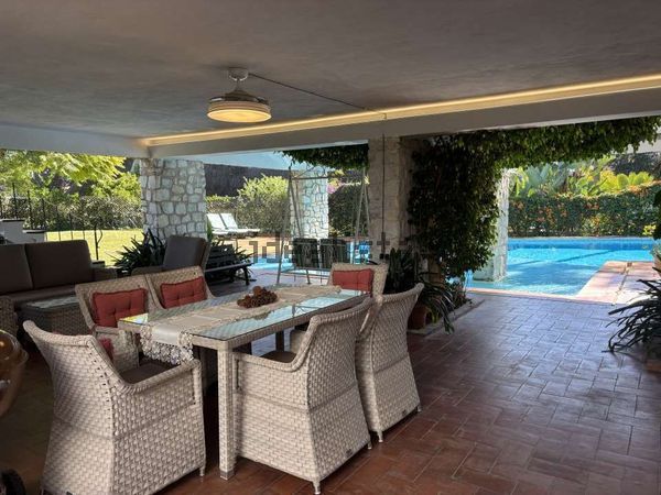 4-bedroom freehold villa in Marbella — photo 4 of 5
