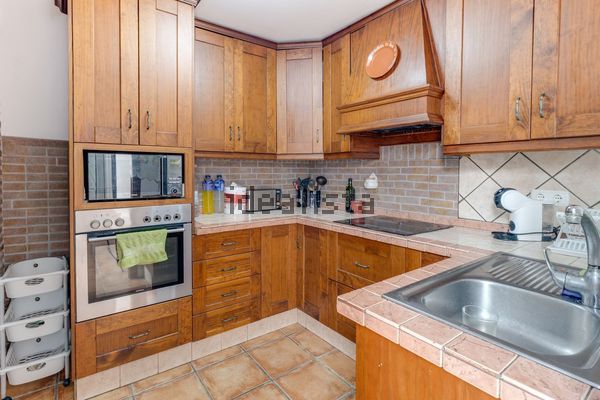 3-bedroom freehold villa in Estepona — photo 3 of 5