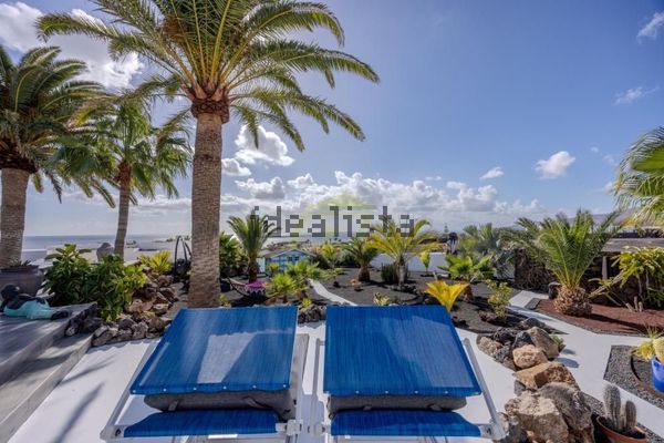 Detached house in Puerto Calero, Yaiza — image 4
