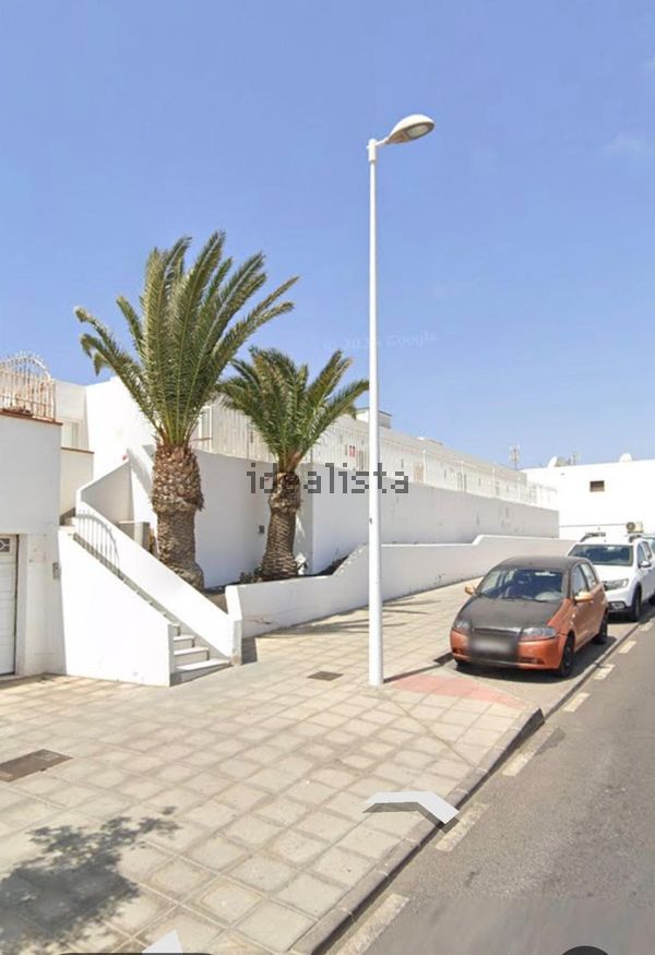 Terraced house in Calle Tinguatón, 8, Puerto del Carmen, Tias — image 3