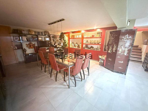 4-bedroom freehold villa in Roses — photo 5 of 5