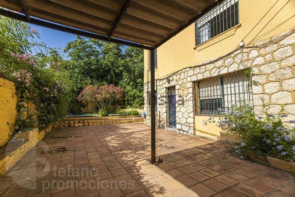Detached house in Paseo Limonar, Limonar, Málaga — image 4