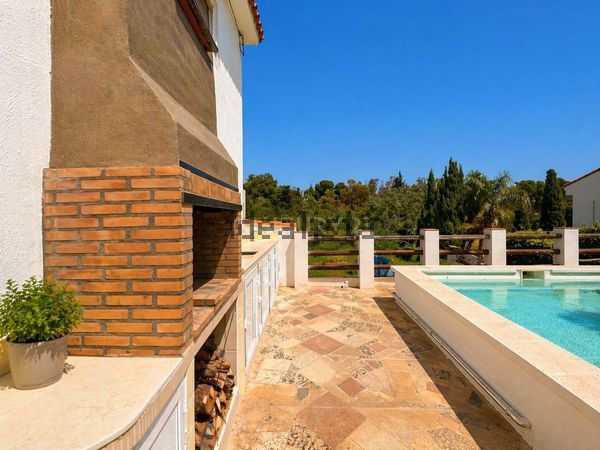 4-bedroom freehold villa in Málaga — photo 5 of 5