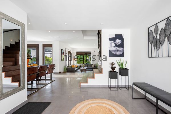 4-bedroom freehold villa in Marbella — photo 4 of 5