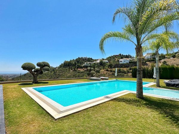 5-bedroom freehold villa in Benahavís — photo 5 of 5