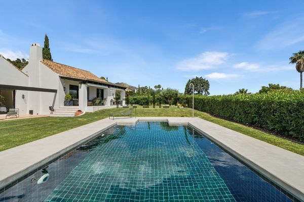 4-bedroom freehold villa in Marbella — photo 3 of 5