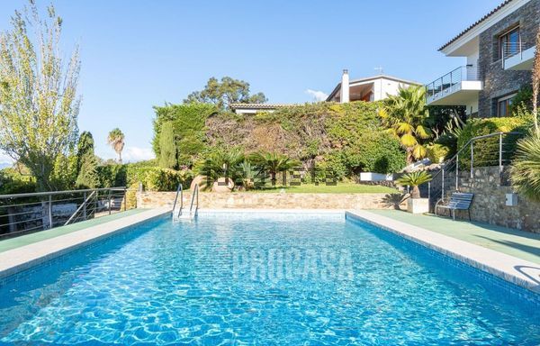 7-bedroom freehold villa in Roses — photo 5 of 5