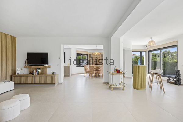 Detached house in Calle 23 C, Guadalmina Alta, Marbella — image 4