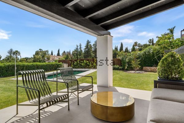 4-bedroom freehold villa in Marbella — photo 4 of 5