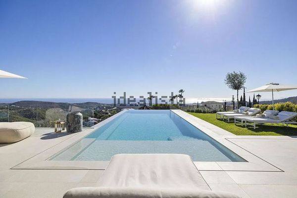 Detached house in Alto Urbanizacion Montemayor, Montemayor-Marbella Club, Benahavís — image 4