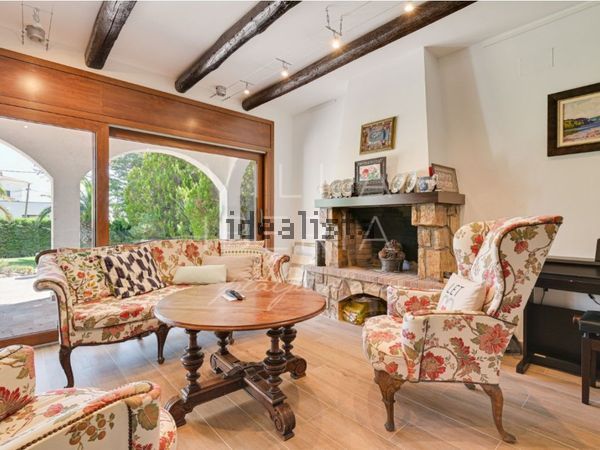 4-bedroom freehold villa in Castell-Platja d'Aro — photo 4 of 5