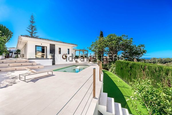 Detached house in Green Hills - Las Cumbres de Elviria, Marbella — image 3