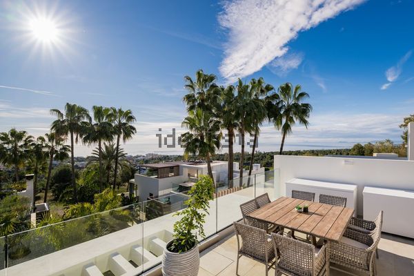 4-bedroom freehold villa in Marbella — photo 3 of 5
