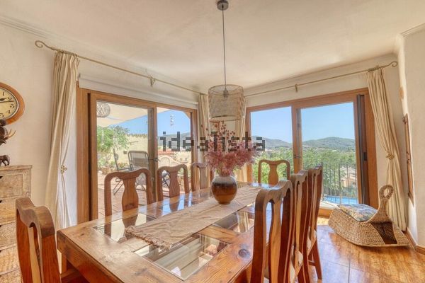4-bedroom freehold villa in Calvià — photo 4 of 5