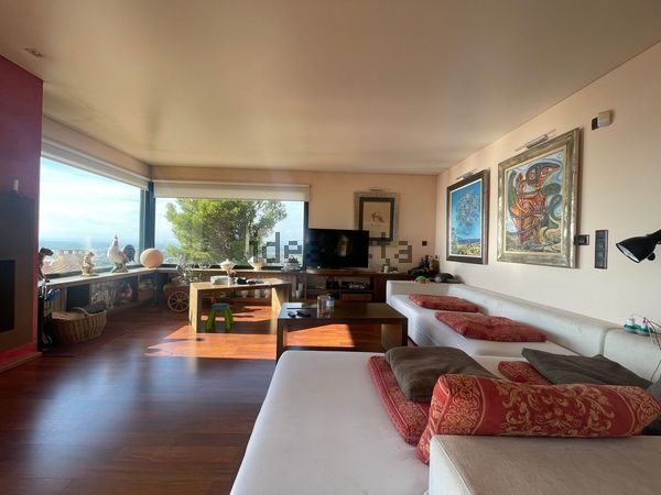 5-bedroom freehold villa in Roses — photo 3 of 5