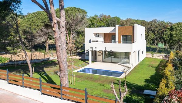 Detached house in Pasaje de Teresa Ferrer i Serras, 22, Calella, Palafrugell — image 4