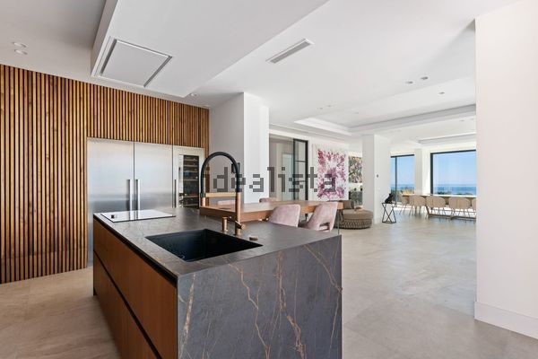 Detached house in Urbanización Golf Río Real, 91 t, Rio Real, Marbella — image 5