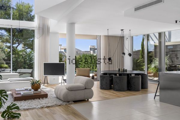 Semi-detached house in Sierra Blanca, Marbella — image 5