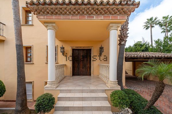 Detached house in Urbanización n Andalucía 5f, 5, Los Naranjos, Marbella — image 3