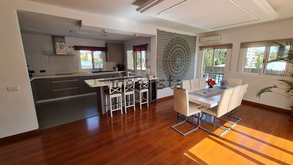 5-bedroom freehold villa in Torremolinos — photo 5 of 5