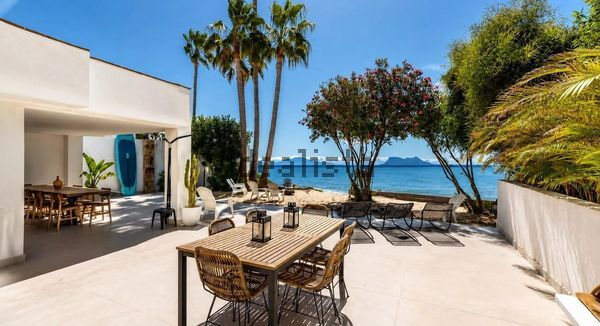 6-bedroom freehold villa in Estepona — photo 1 of 5