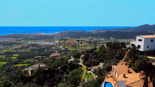 5-bedroom freehold villa in Castell-Platja d'Aro — photo 5 of 5