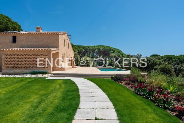 4-bedroom freehold villa in Castell-Platja d'Aro — photo 5 of 5