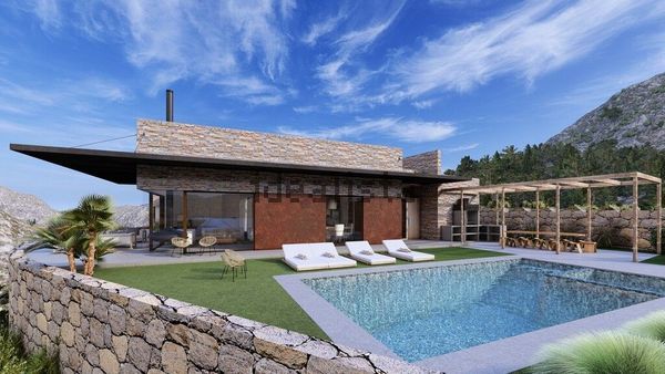 5-bedroom freehold villa in Málaga — photo 1 of 5