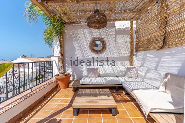 3-bedroom freehold villa in Nerja — photo 3 of 5