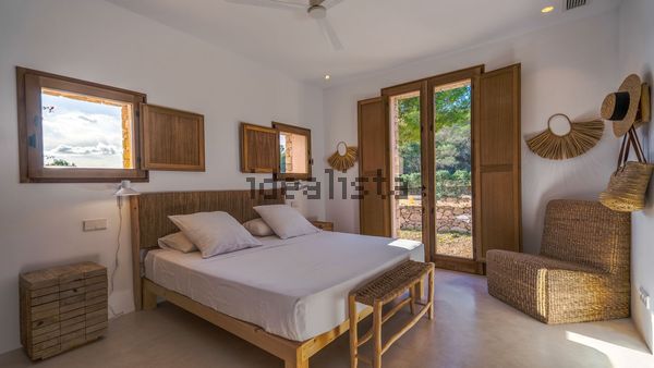 4-bedroom freehold villa in Formentera — photo 5 of 5