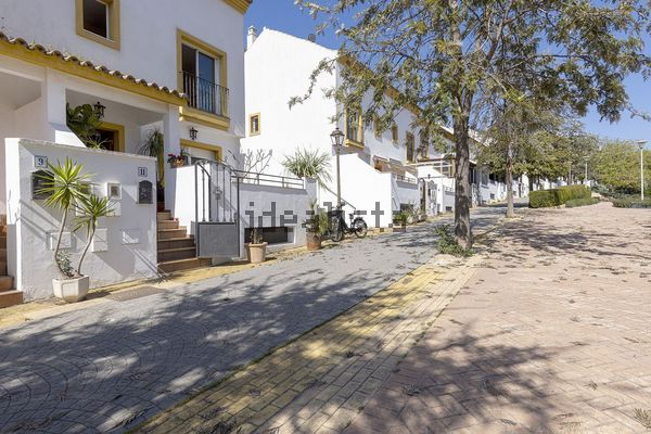 Terraced house in Arrabal Uen. R48 Parque Calvario I, 7, Zona Calvario, Estepona — image 3