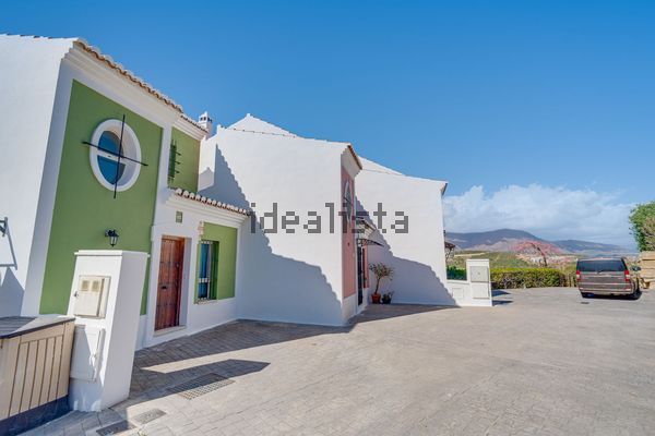 3-bedroom freehold villa in Casares — photo 4 of 5