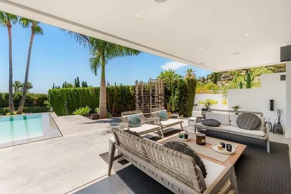 4-bedroom freehold villa in Marbella — photo 5 of 5