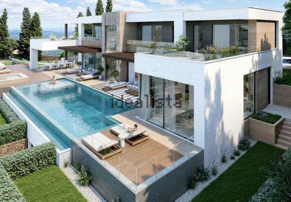 6-bedroom freehold villa in Marbella — photo 2 of 5