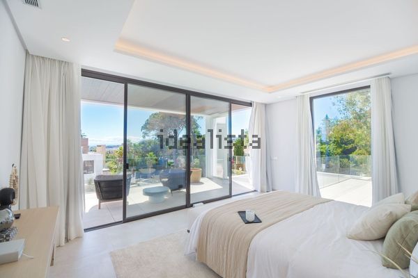 4-bedroom freehold villa in Marbella — photo 5 of 5