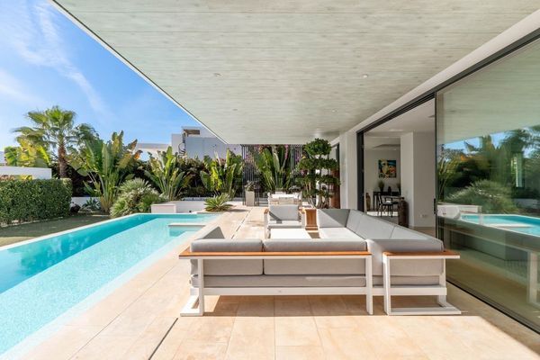 6-bedroom freehold villa in Estepona — photo 5 of 5