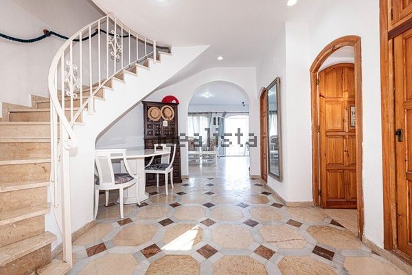 4-bedroom freehold villa in Nerja — photo 5 of 5