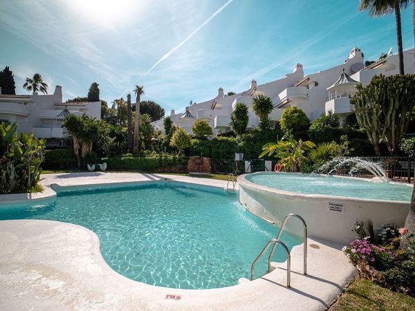 3-bedroom freehold villa in Marbella — photo 2 of 5