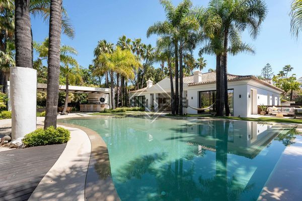6-bedroom freehold villa in Marbella — photo 4 of 5