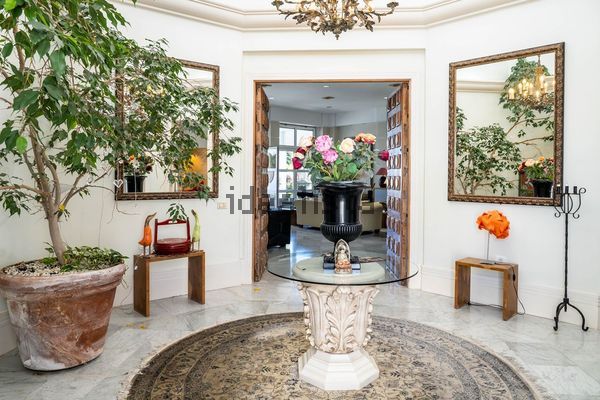 6-bedroom freehold villa in Teguise — photo 2 of 5