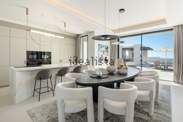 7-bedroom freehold villa in Marbella — photo 5 of 5