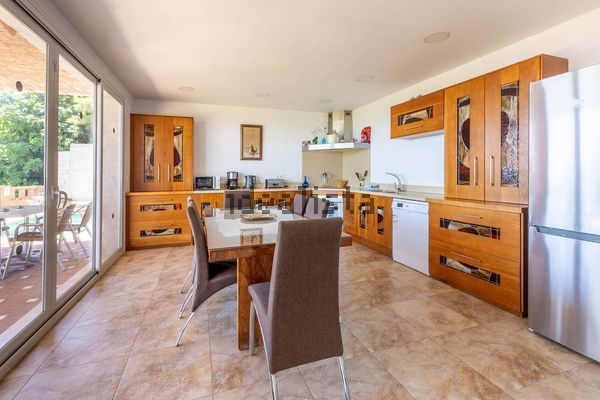 6-bedroom freehold villa in Mijas — photo 4 of 5