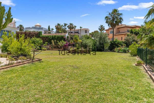 Detached house in Finlandia De, Hacienda Torrequebrada, Benalmádena — image 3