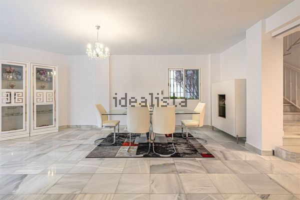 2-bedroom freehold villa in Marbella — photo 3 of 5