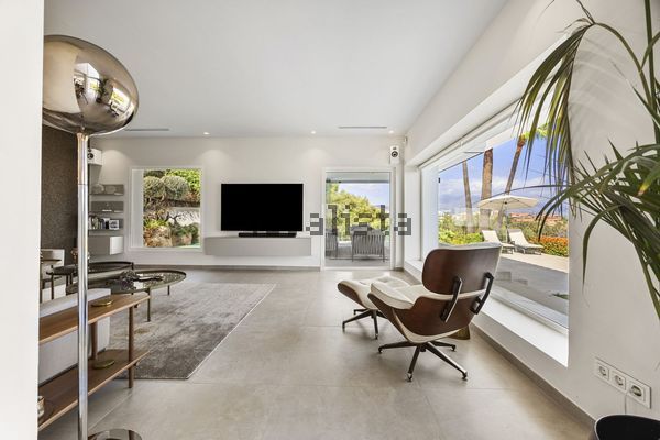 4-bedroom freehold villa in Benahavís — photo 5 of 5