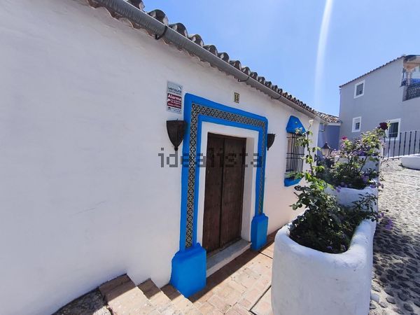 3-bedroom freehold villa in Benahavís — photo 4 of 5