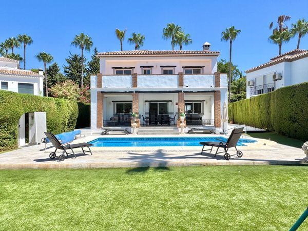 4-bedroom freehold villa in Mijas — photo 2 of 5
