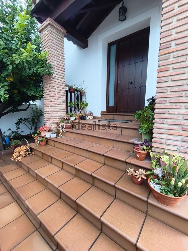 4-bedroom freehold villa in Fuengirola — photo 4 of 5